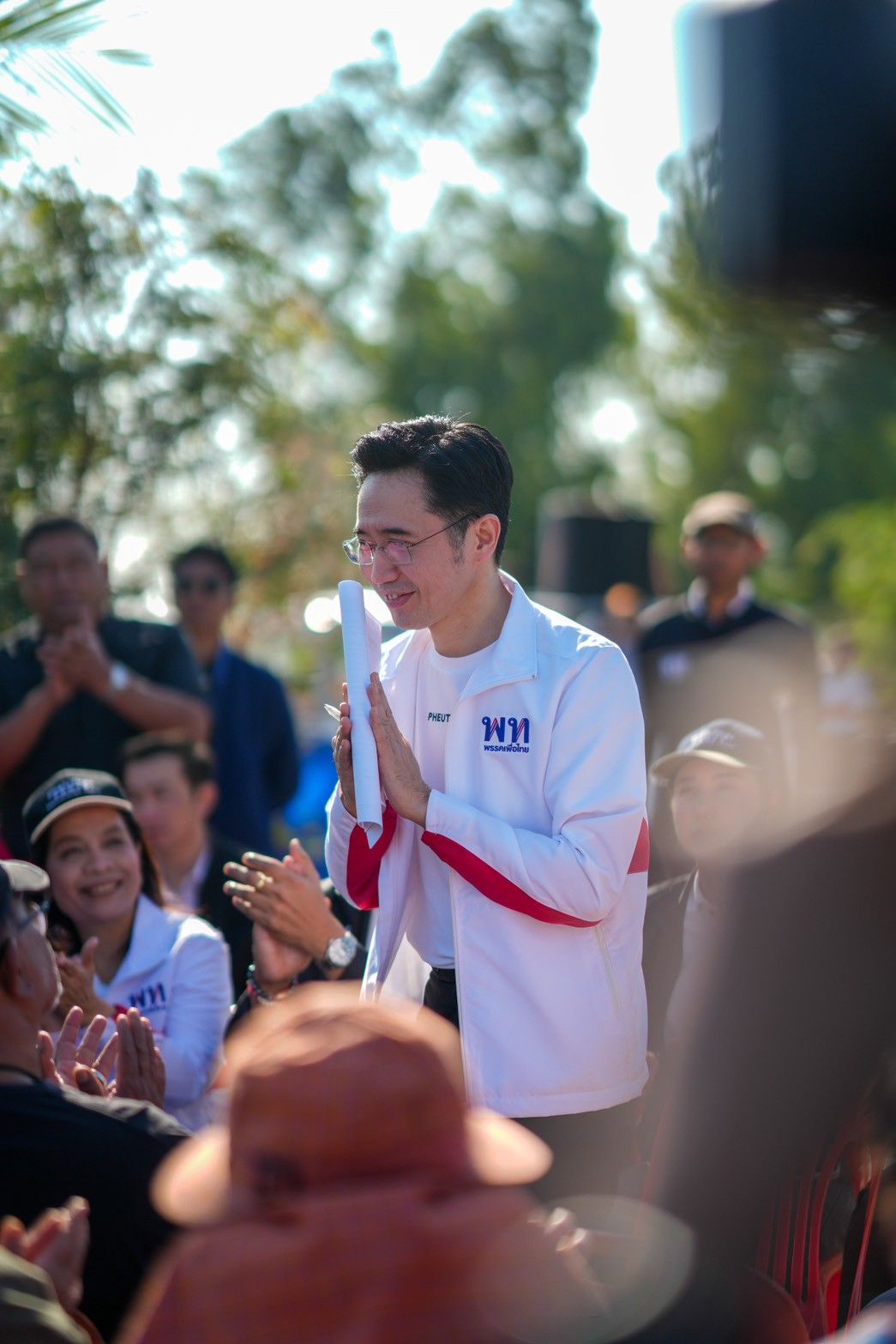 Yotsachan首次在Ayutthaya竞选活动, Anucha赞保泰国总理候选人为杰出人才