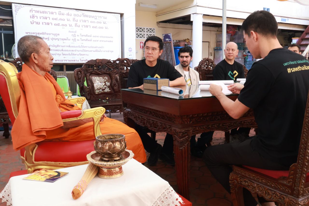 “柴武治-詹沙”品尝瓦杰寺的糖水，走访马哈柴市场，推动一证通达资金政策