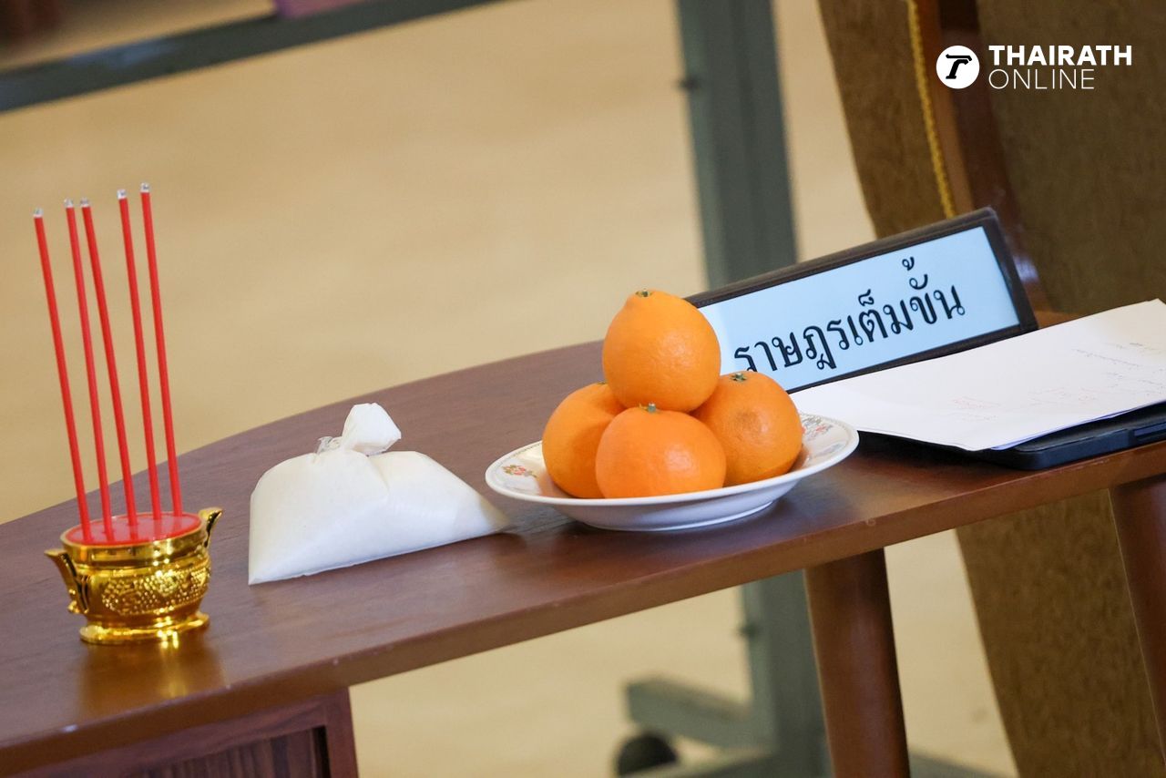 “楚威”反击“威洛”，坚称未受雇推翻橙党，展示与“大红”亲密聊天记录但从未谈政治