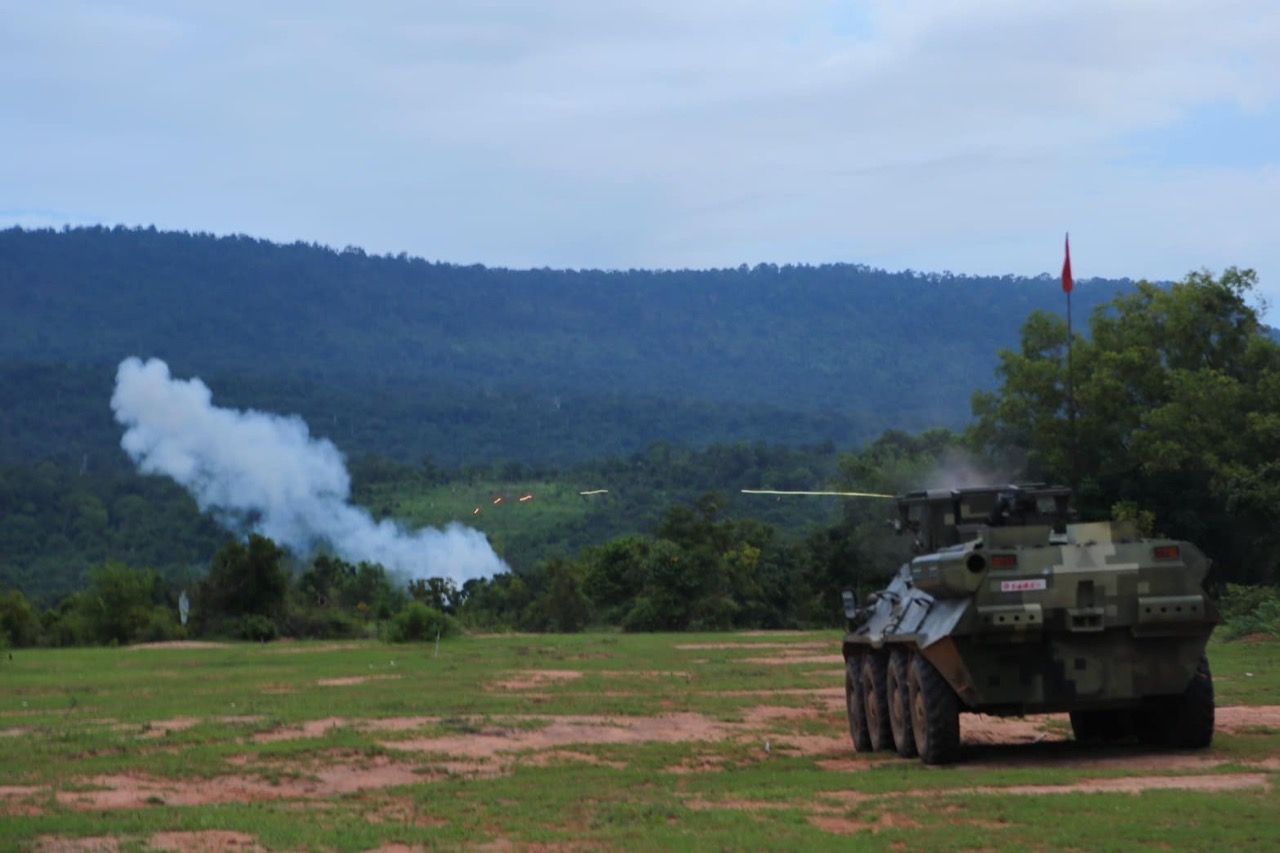 BTR-3E1 8x8 装甲运兵车配备 30 毫米 ZTM-1 自动炮