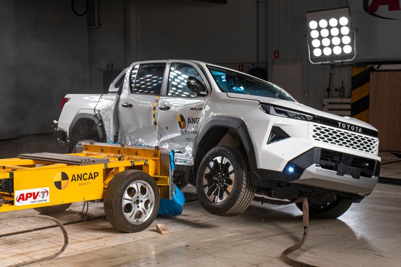 Toyota HiLux TRAVO 获得 ANCAP 最高安全评分