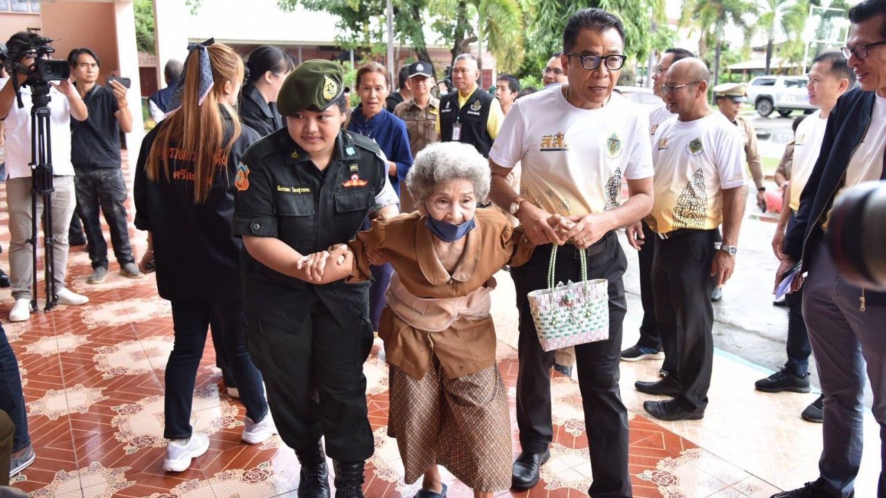 选举委员会满意民众热烈参与诗里萨刮第5选区补选，预计晚上8点前知晓结果