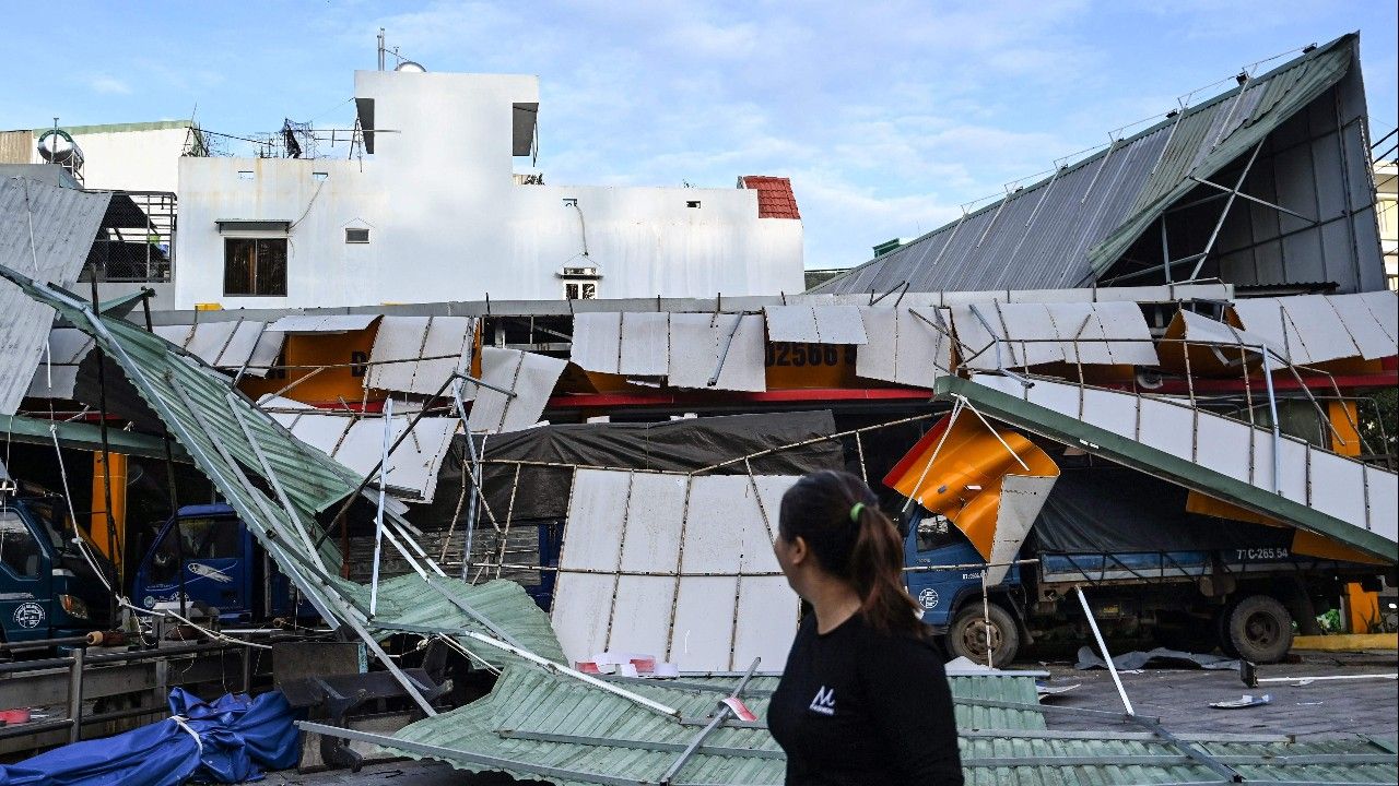 台风卡尔麦吉在越南造成广泛破坏,数千房屋受损,逾160万户停电