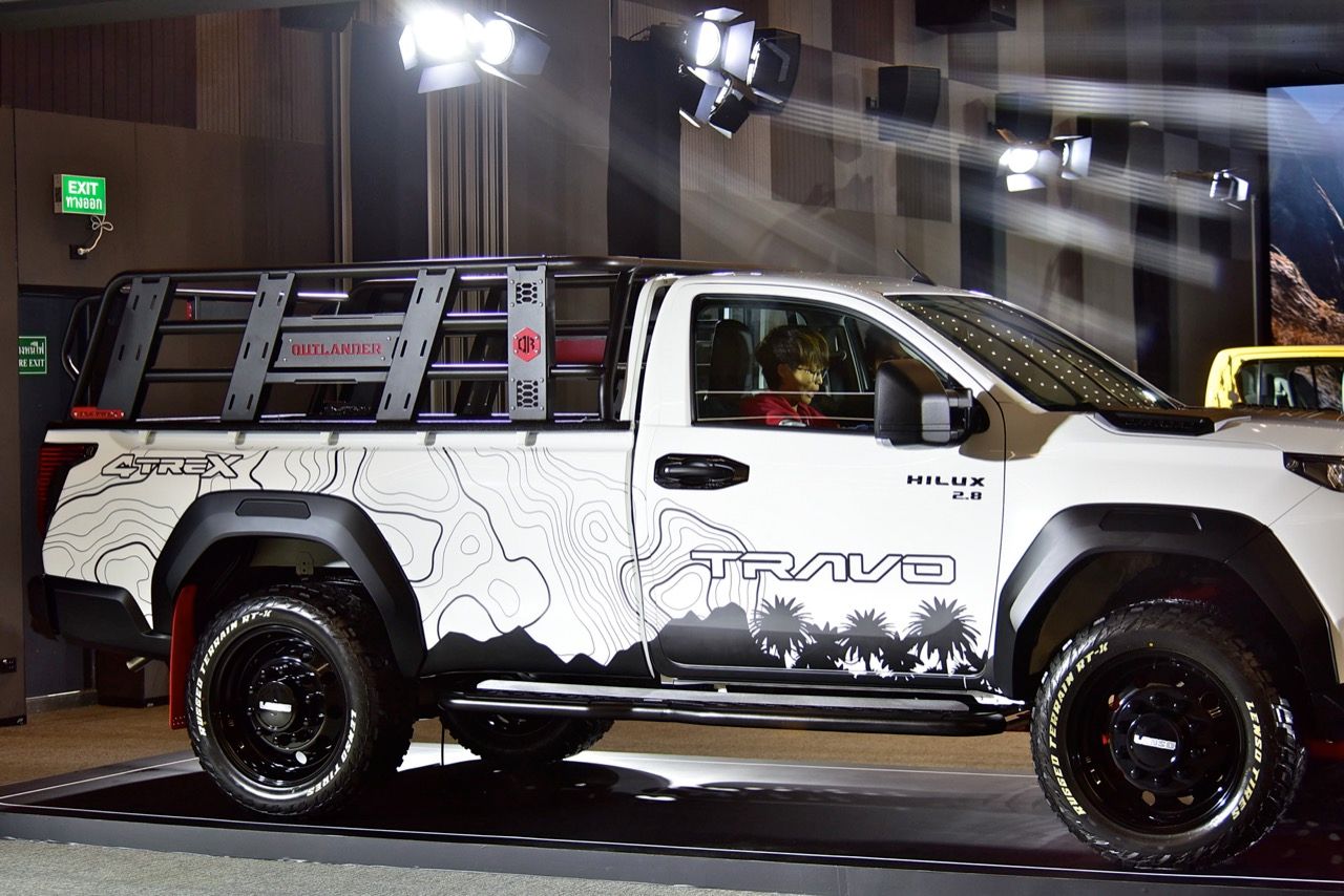 丰田 TRAVO 标准驾驶室 4TREX 2.8 MT 改装款