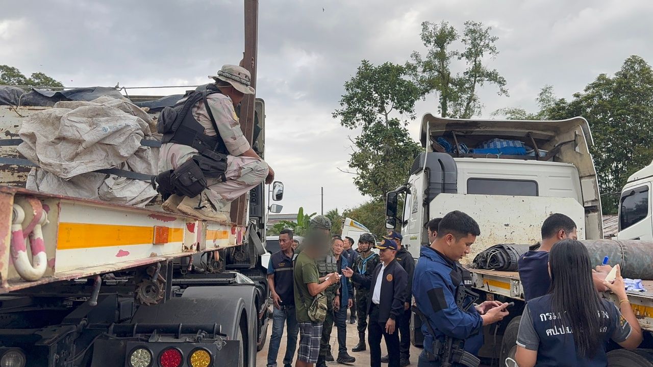 官员追查爆炸案嫌犯，发现非法石油仓库，查获9,230升走私石油