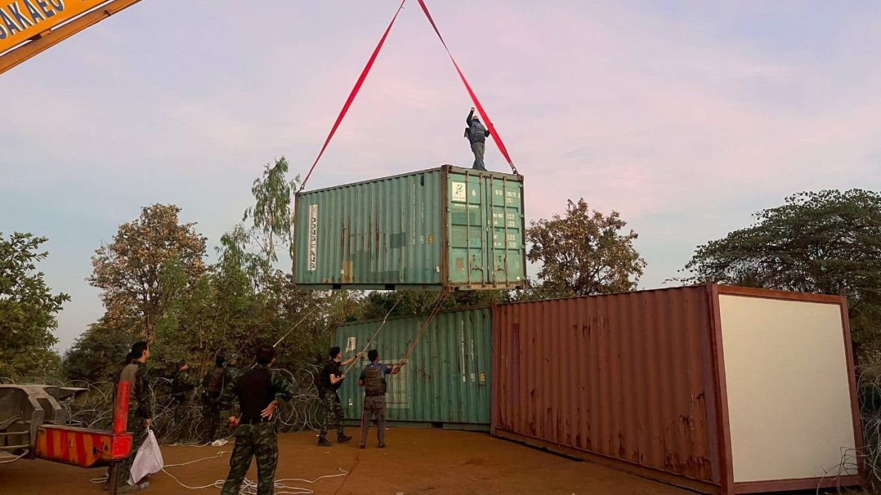 部署集装箱以提高