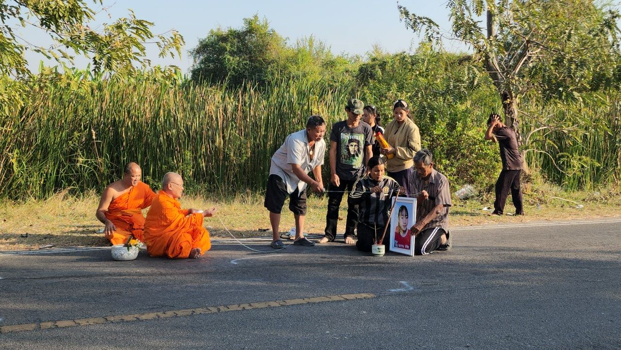 乡村工程师驾驶轿车撞死3名女孩，母亲要求道歉确保安全