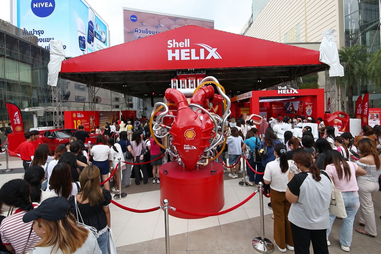 Shell Helix Ultra 最新配方的贝壳润滑油