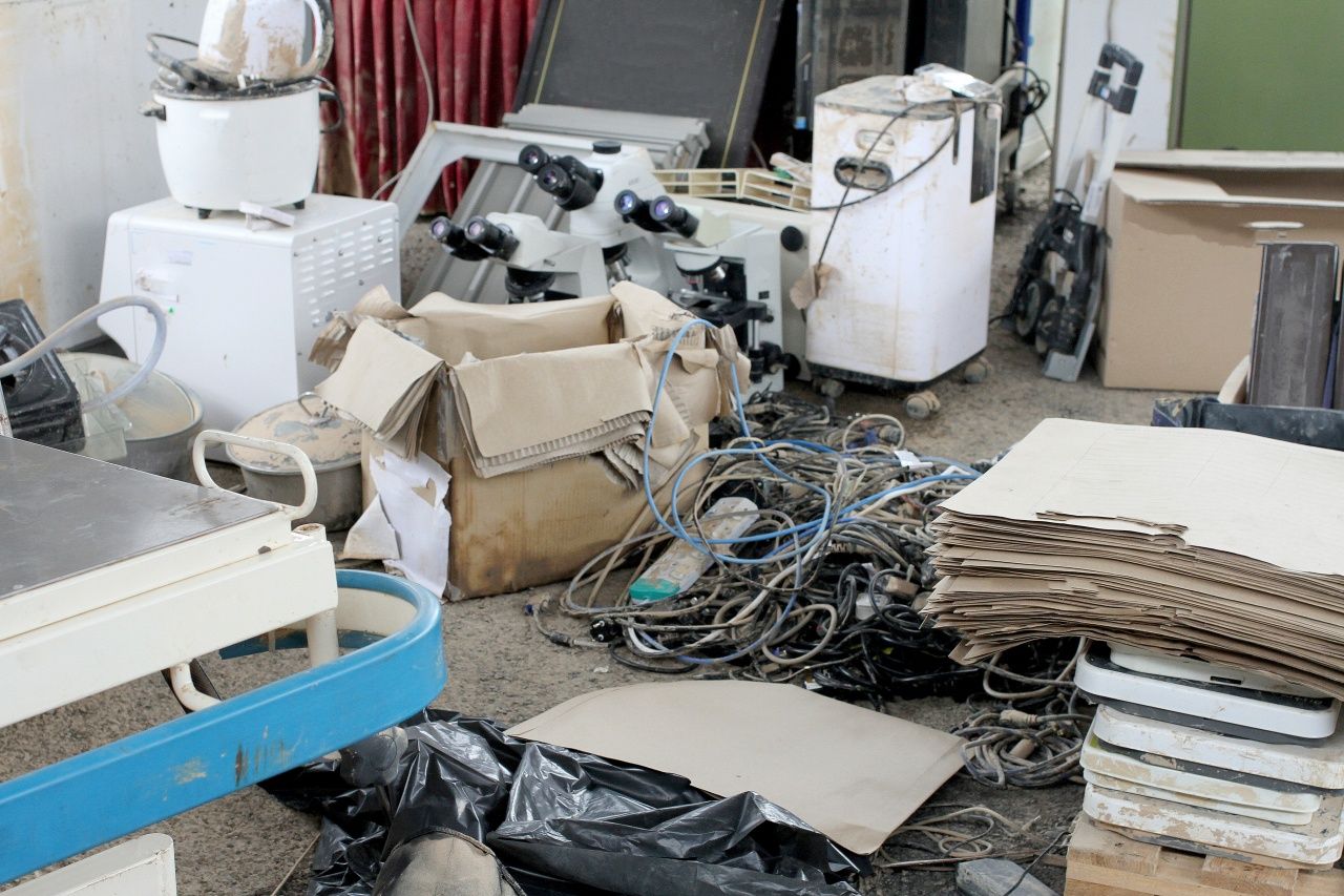 修复合艾的电力系统，目标是在今天恢复70%的供电，建议检查电力系统的方法