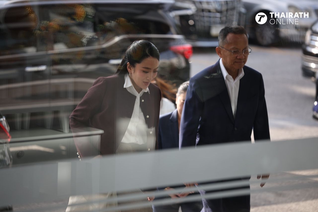 “佩通塔”抵达为泰党，“松萨-苏达婉”迎接，留意新党魁人选
