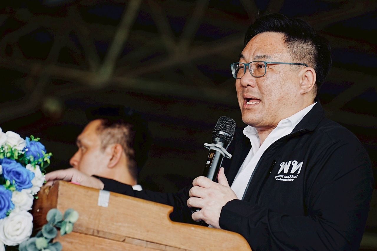 朱尔潘率领为泰党推进南奔 宣布无贫困-债务解除政策 不怕解散国会 准备迎接选举