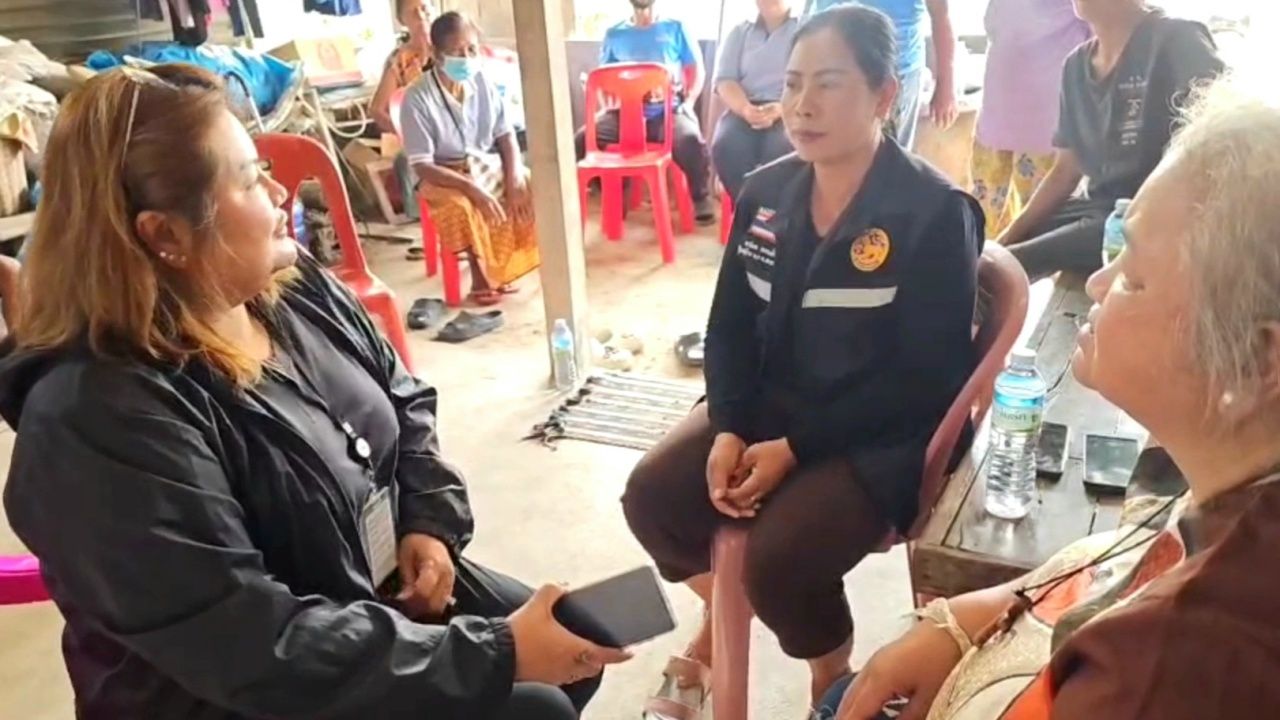 起重机倒塌压住火车受害者讲述事发时刻，眼睁睁失去德国丈夫