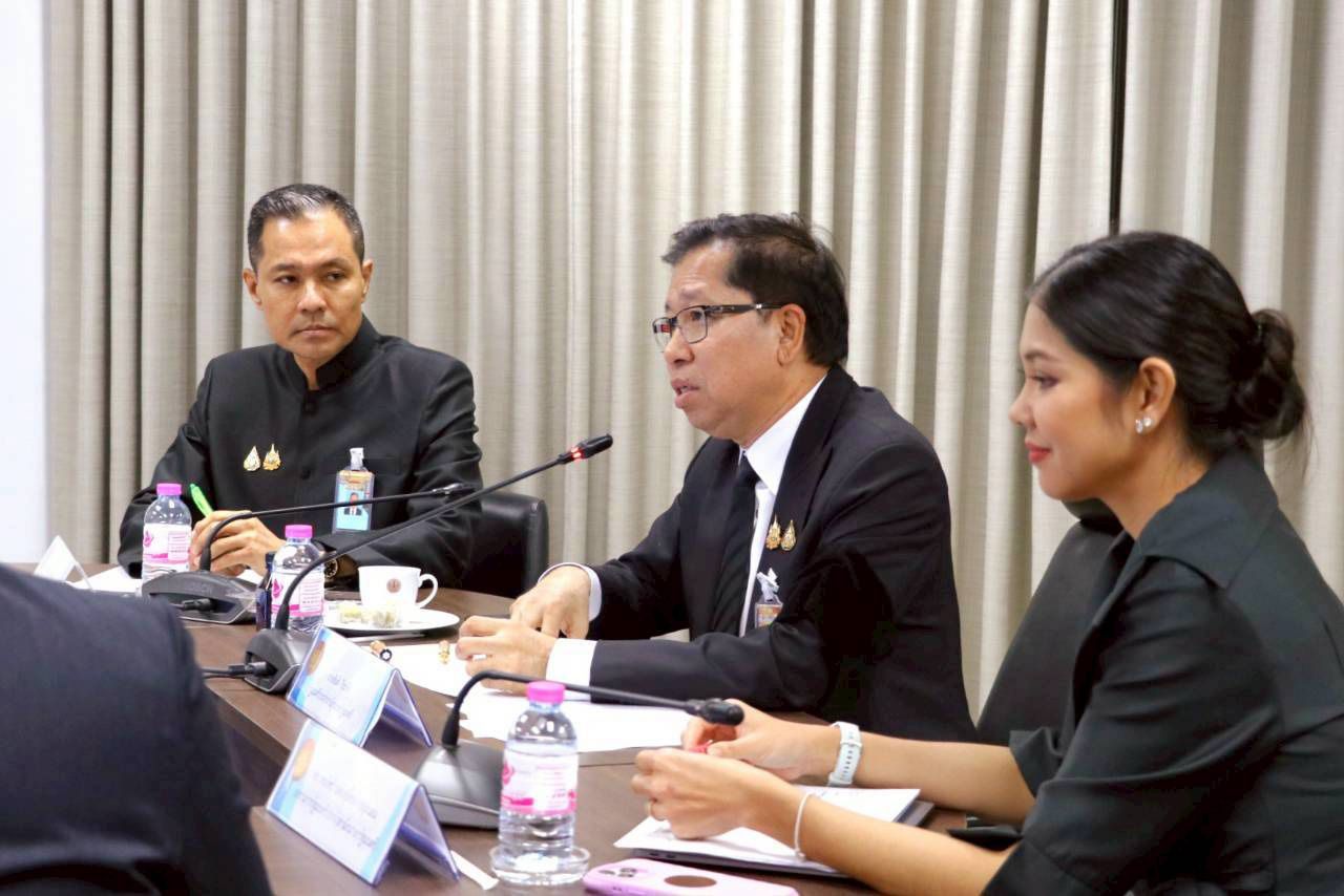 消费者保护局控制食物配送“对半加”命令关闭菜单以防商家涨价