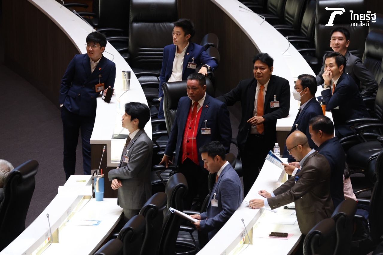 议会混乱，泰国创造泰党鞑靼派争夺预算委员会配额