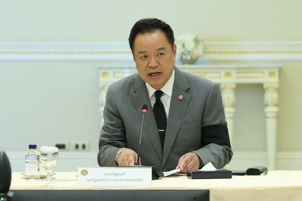 王室秘书参加会议邀请国王关心南部水灾 表扬志愿者