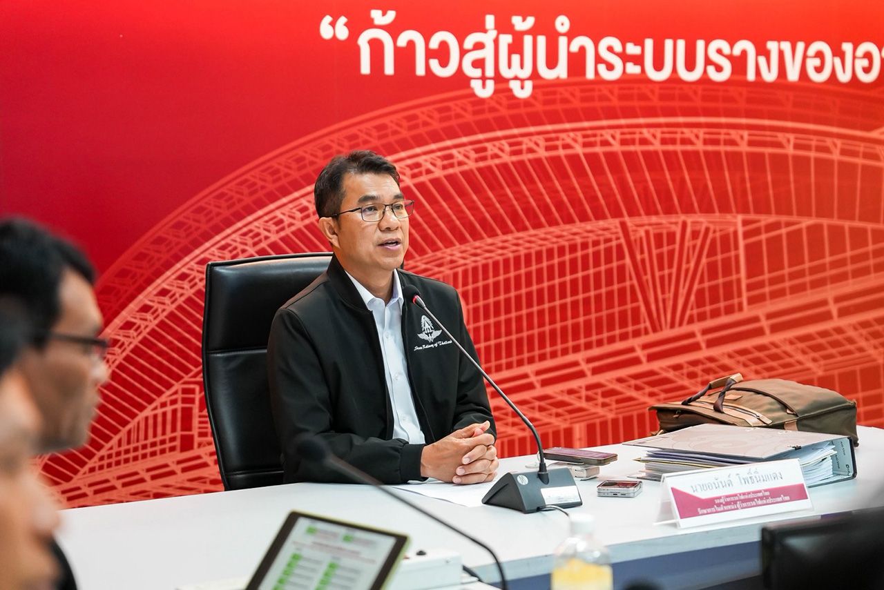 “披帕”下令成立调查委员会，调查起重机砸落火车事件，要求15天内报告结果