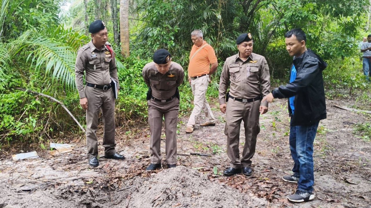 残忍杀害焚烧4具尸体在董里府油棕园，追捕凶手，预计不少于3人