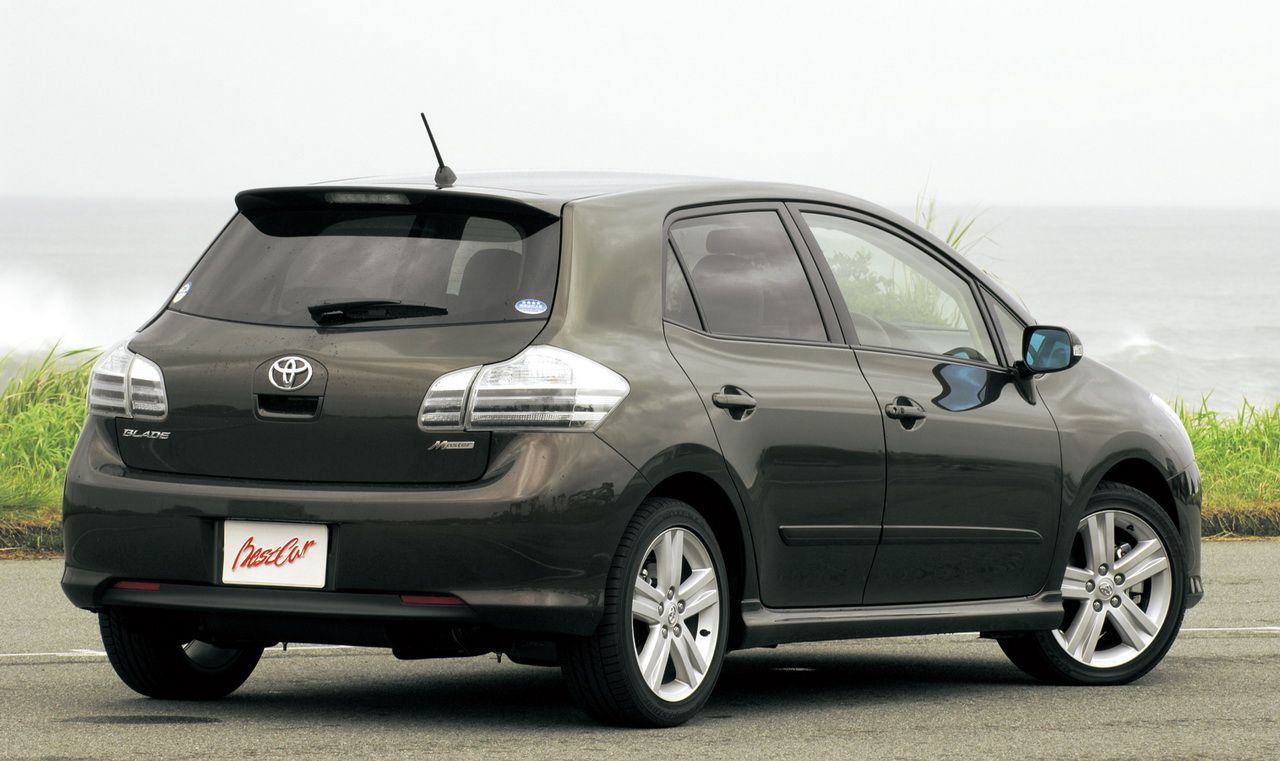 Toyota Blade Master：当大哥丰田打造以Altis为结构的V6 3.5掀背车