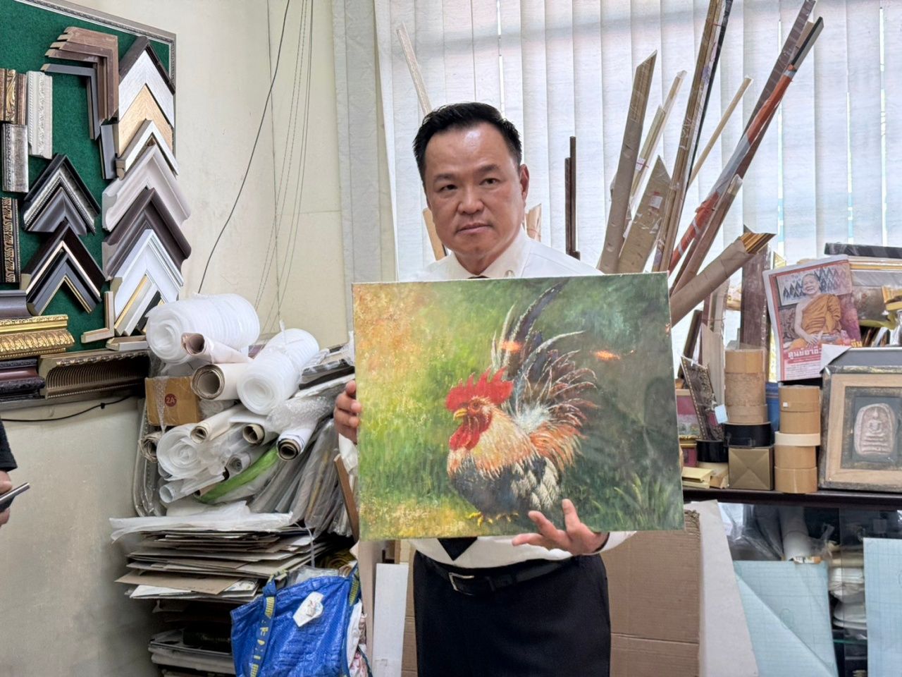 总理在南隆市场午餐 指边境三省爆炸事件属动乱行为