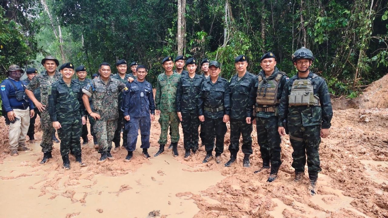 IOT小组前往乌汶府通博地区了解超过200枚PMN2地雷问题