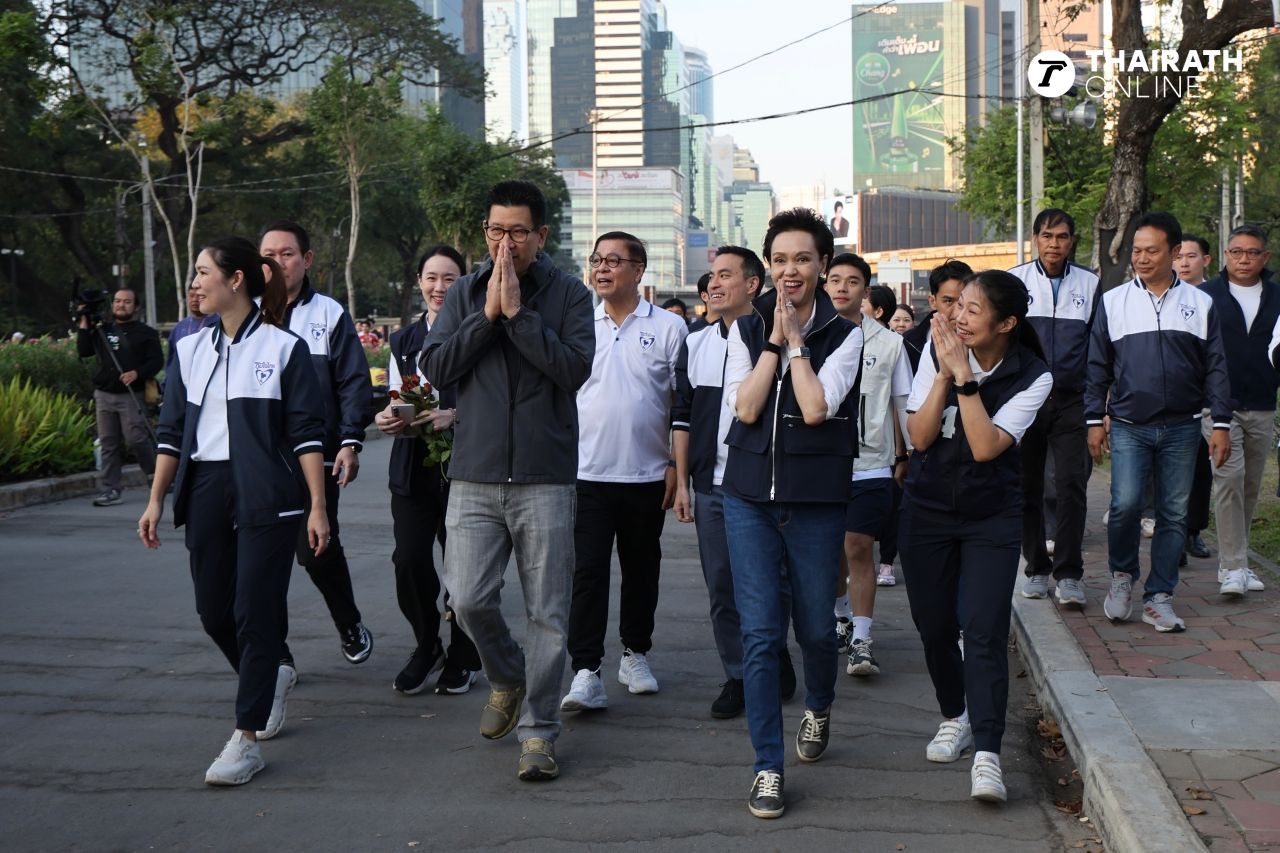 “西哈萨克-素帕吉-艾克尼提” 联手两位曼谷主帅 造势于伦披尼公园 喜闻民众反响热烈