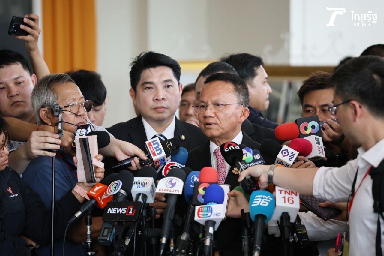 “颂萨” 建议医师会：如果心中有愧，就反思一下吧，险遭波及（视频）
