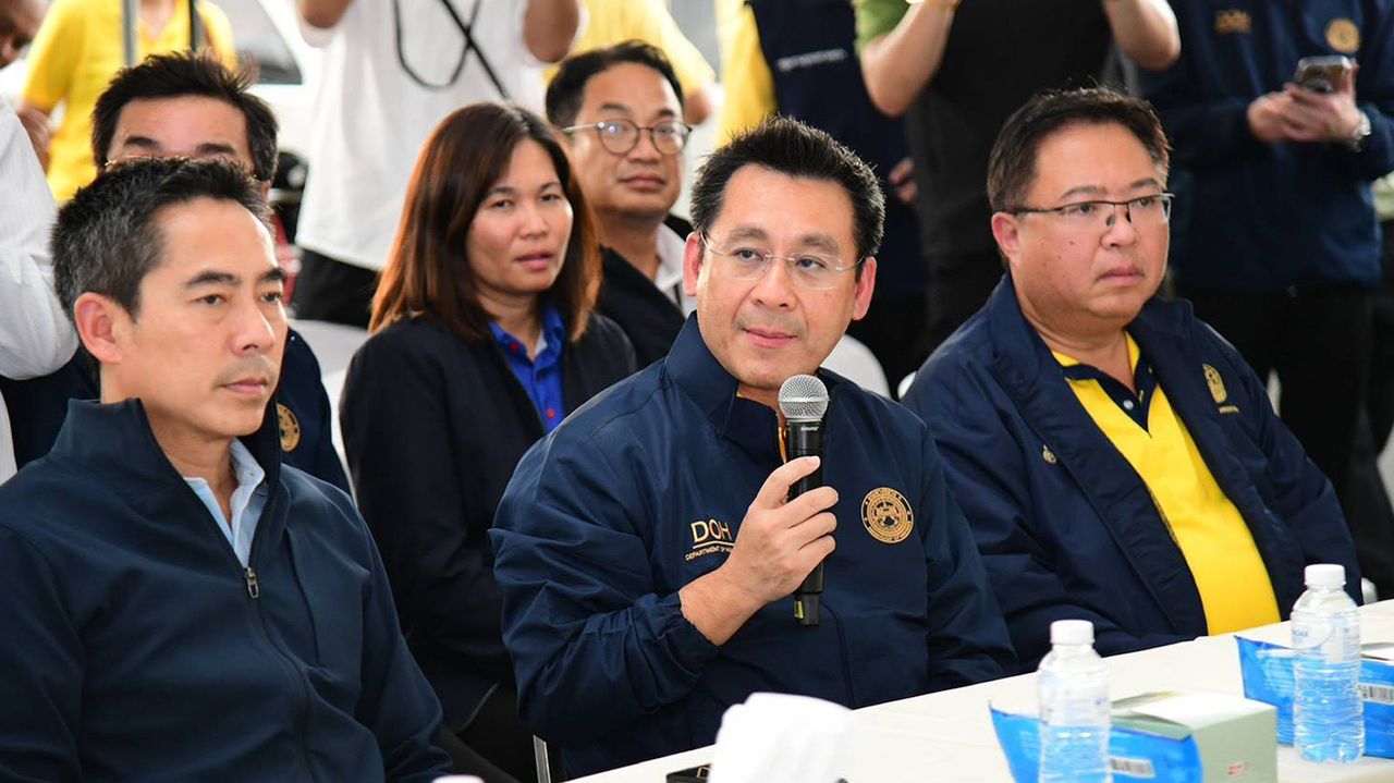 对“拉玛二路”进行示范，提升建设标准以确保泰国范围内的安全