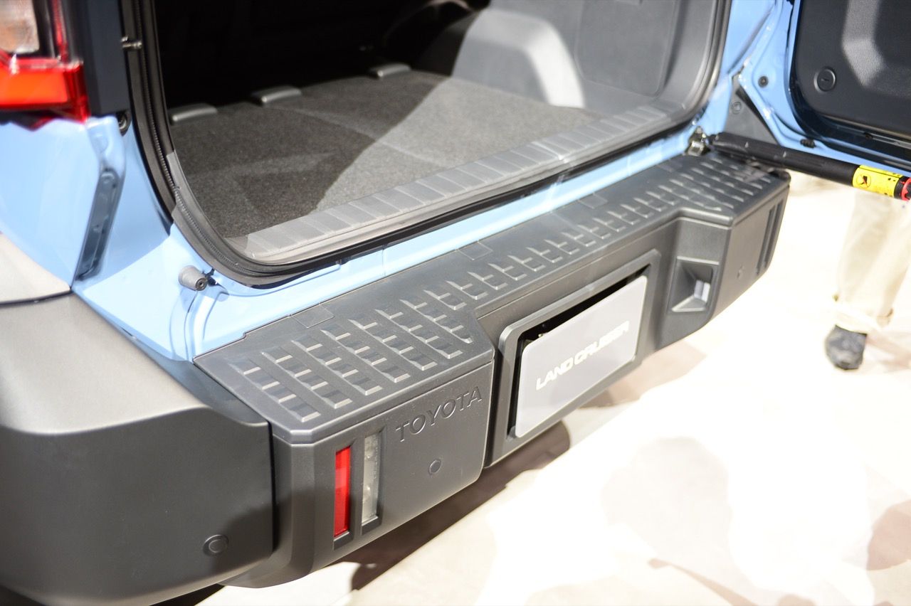 泰国制造,价格优美!丰田Land Cruiser FJ帅气十足,让人想要!