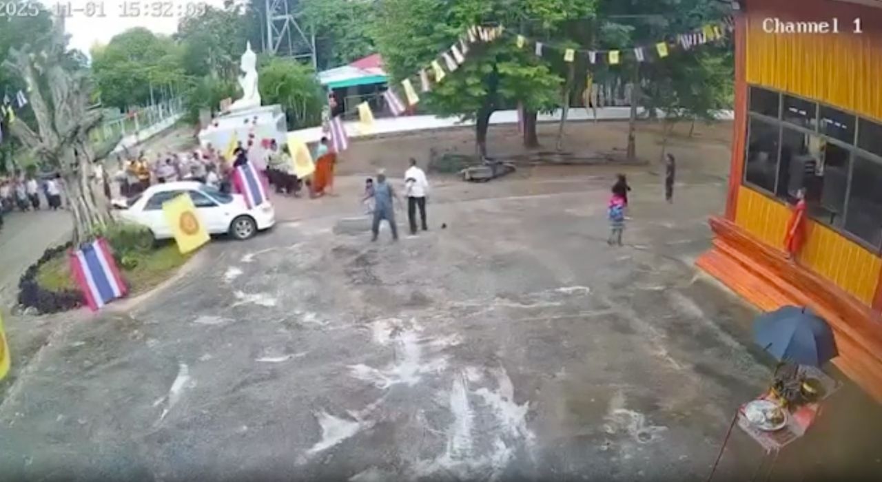 布施法会惊变:执事换错挡车子倒退,7岁女孩身亡,3男童受伤