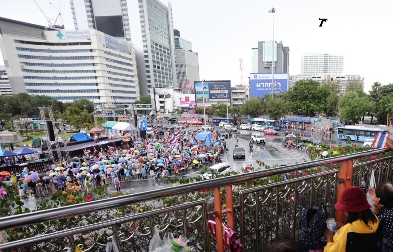 “贾图蓬” 宣称不会支持“盖萨姆”作为总理，警告人民党不要支持为泰党