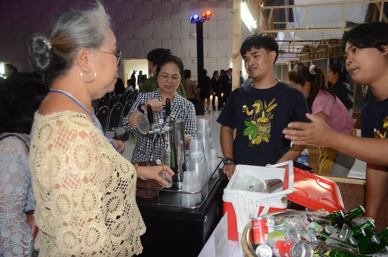 泰国东北部厨师提升泰国菜单，在全球舞台上可持续地展示软实力