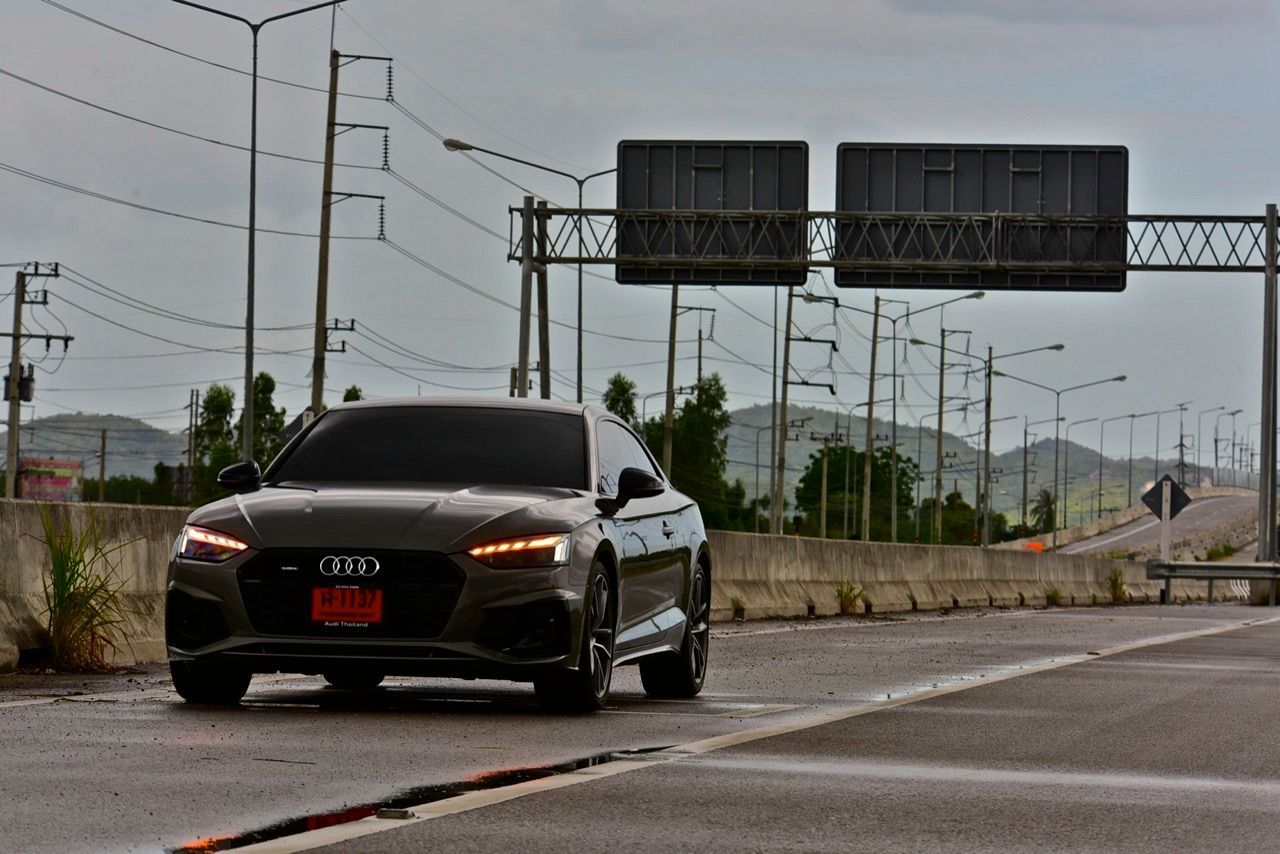 测试 AUDI A5 COUPE 45TFSI QUATTRO S LINE BLACK EDITION