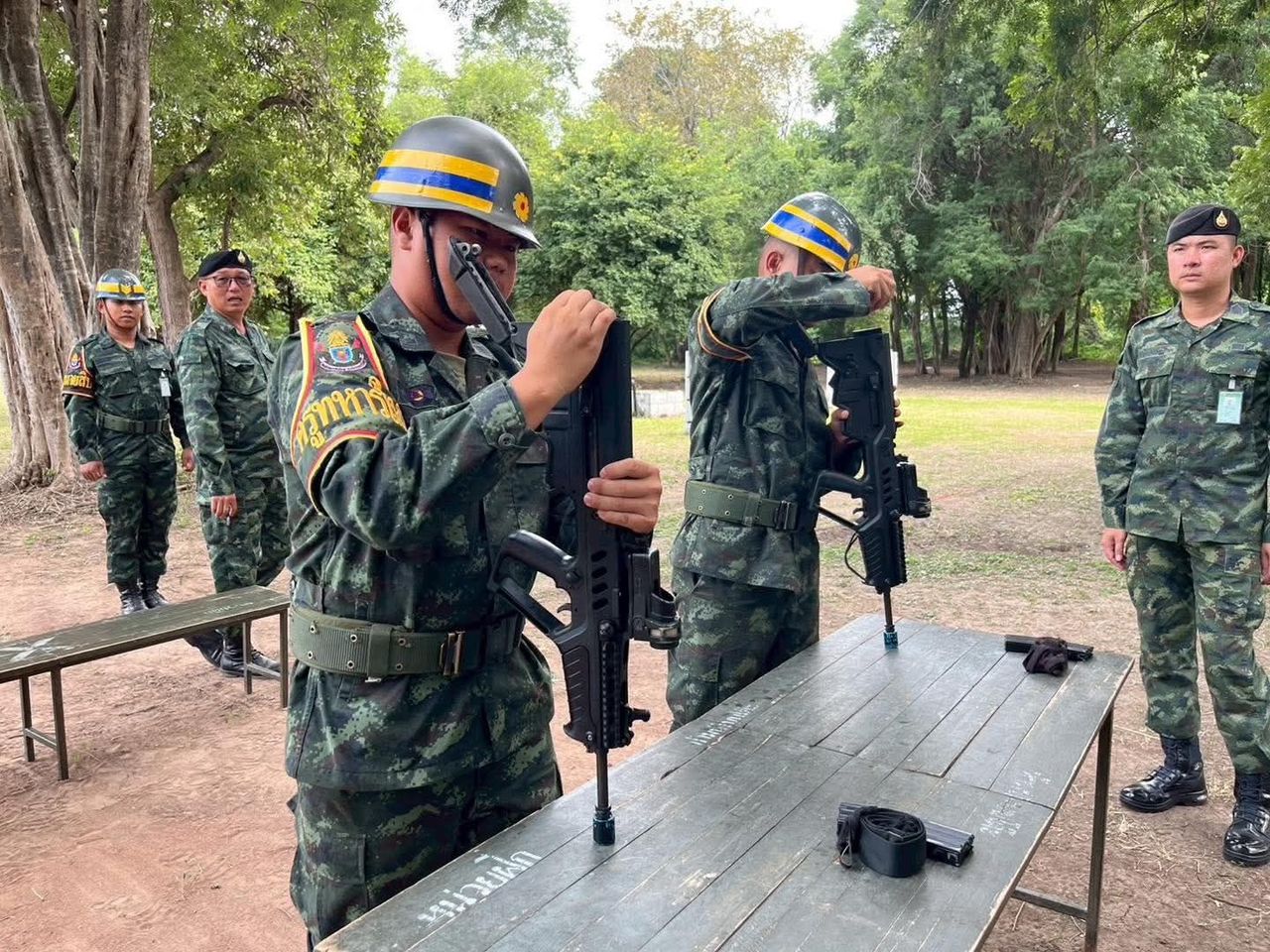 陆军司令重申第二批新兵训练政策必须达到同一标准,增加无人机的使用和对抗训练