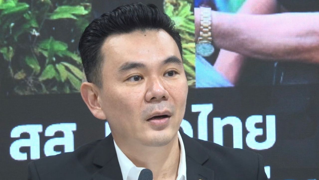 “为泰党”推介四名副发言人,评论政府失败且无诚意修改宪法