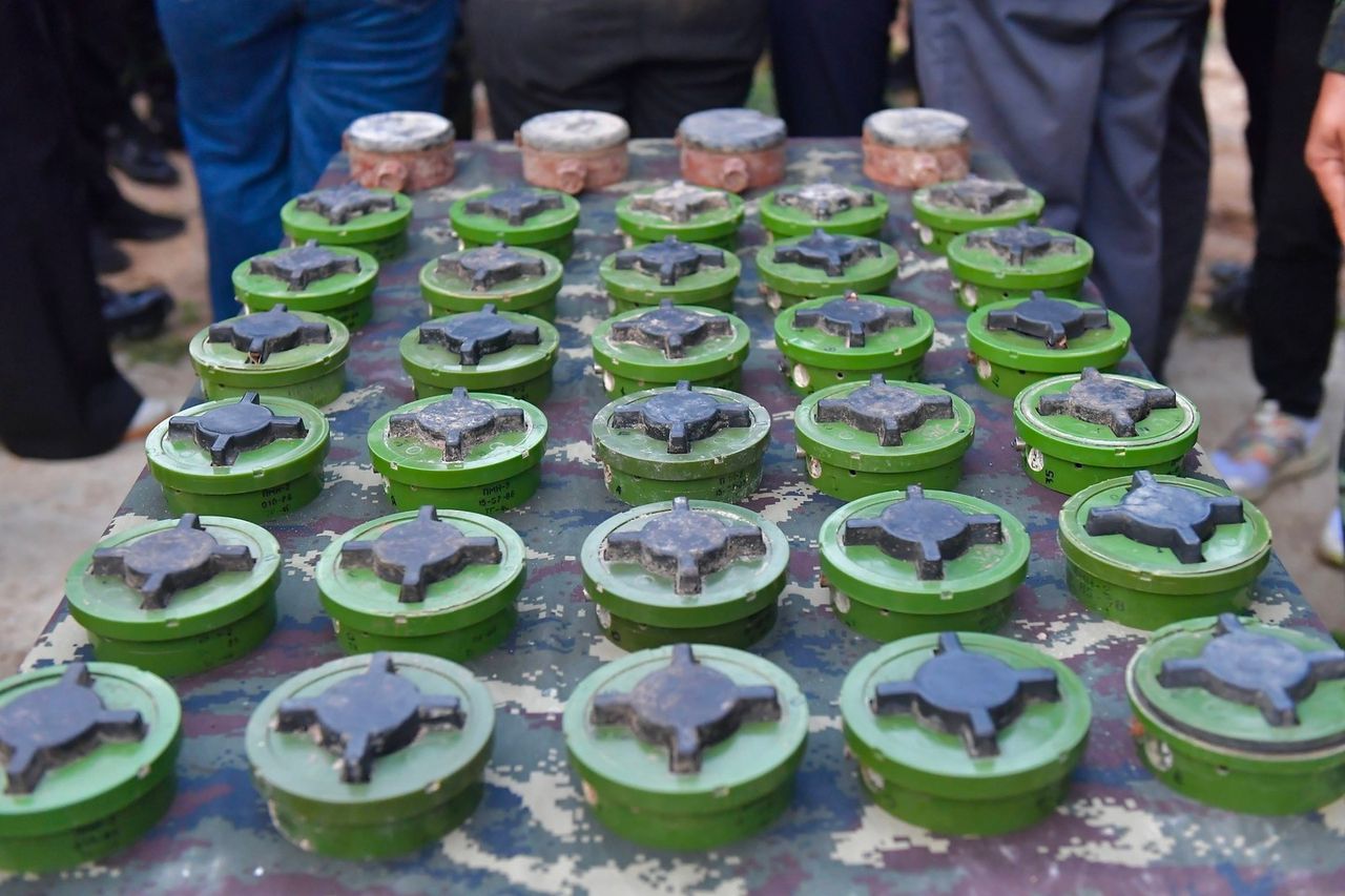 安努汀在普姆凯山敬礼 表示和平宣言已结束 泰国必须维护主权与尊严