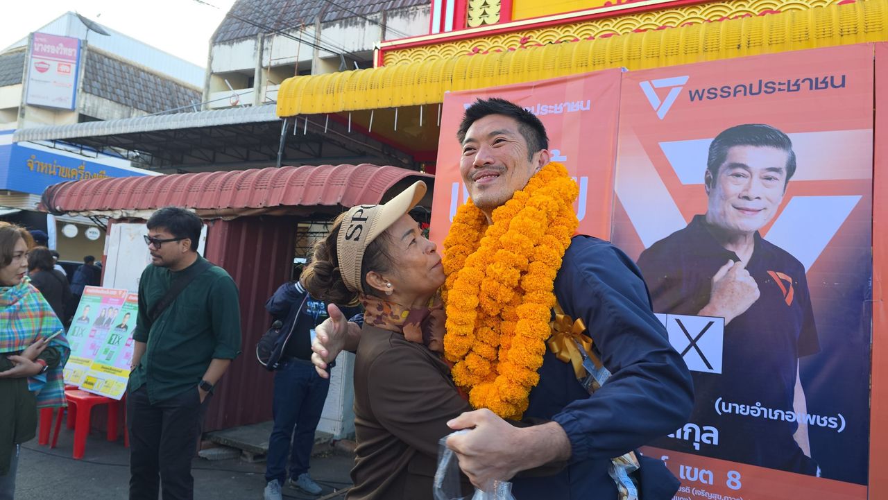 泰坦追逐纳威，明确指出如果选择人民党，将不再有“纳塔蓬”担任总理，选橙党就是选保守党