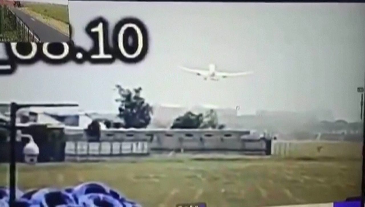 是什么导致印度航空坠机，241人遇难？