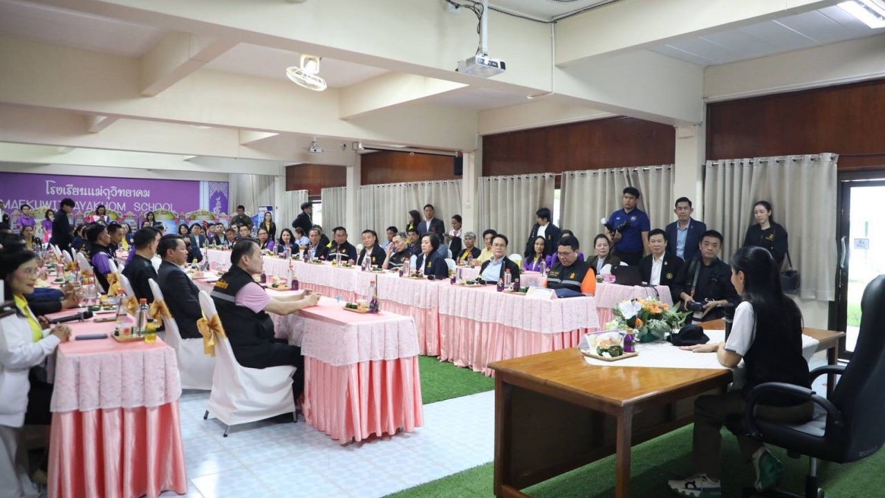 “纳伦蒙” 关注达府边境学校问题，加速改善教师宿舍和基础设施