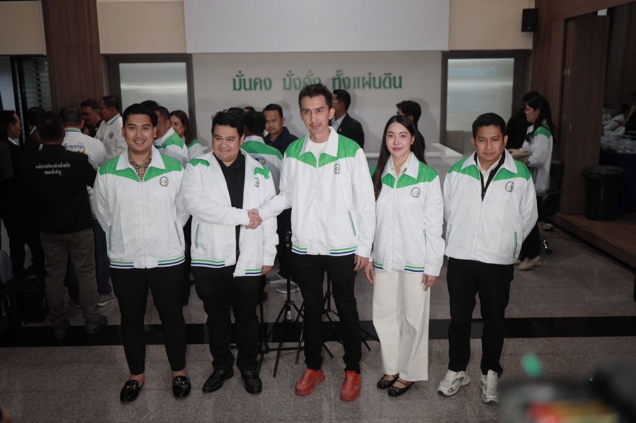 勇敢党推出南部边境省议员候选人“Chonnapat”与妻子同行，预计12月25日全部揭晓