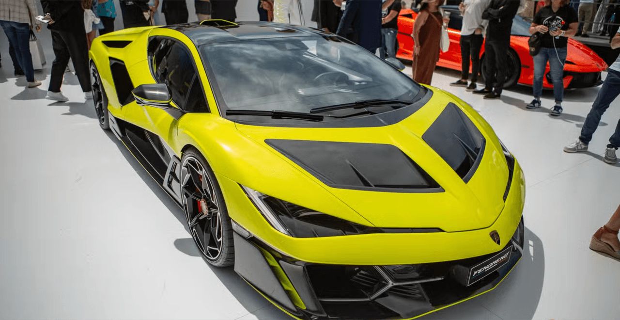 发布历史最强的 Lamborghini Fenomeno V12