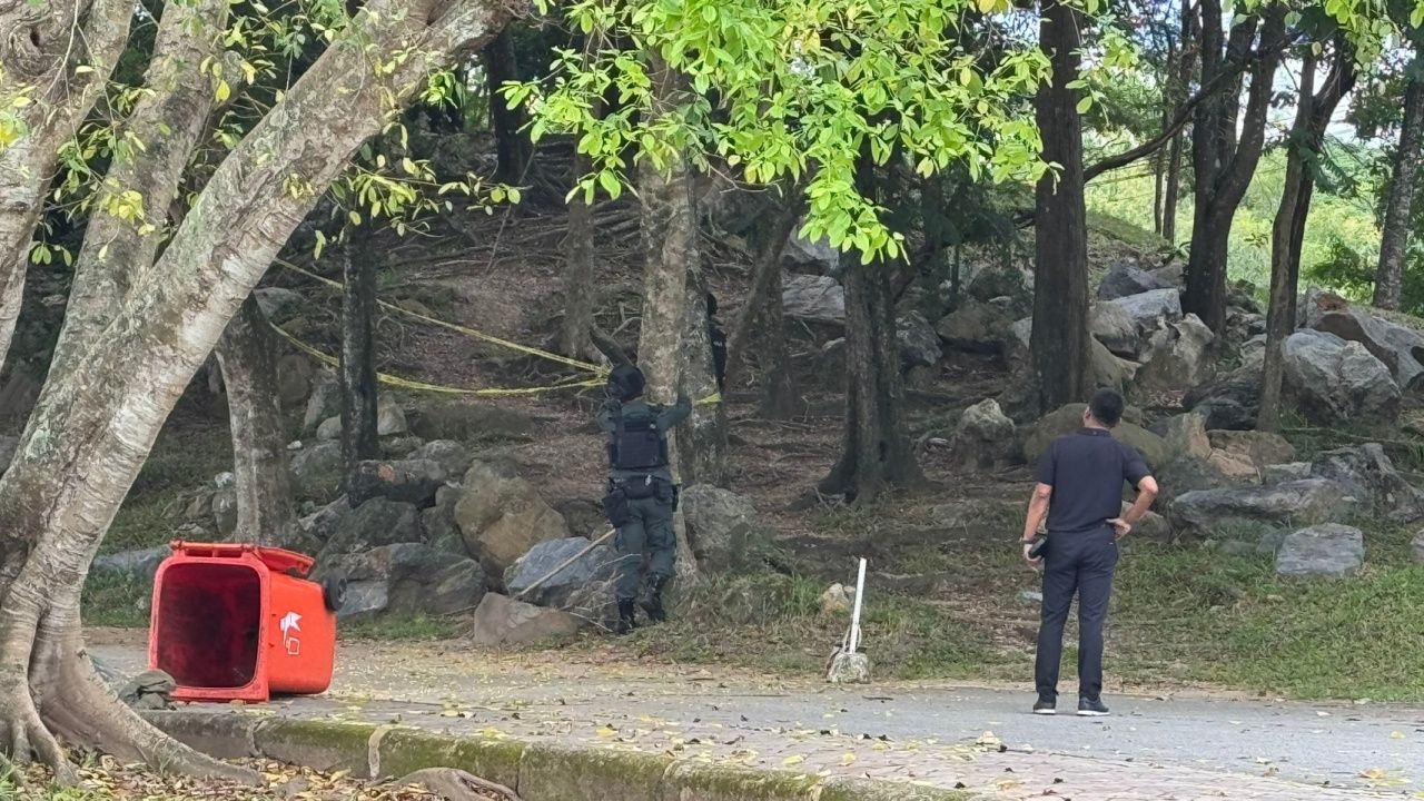 EOD人员检查城市叛乱爆炸事件，禁入雅拉地区