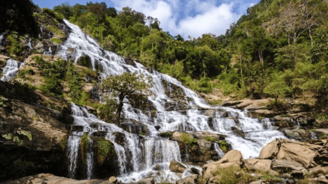 政府预期父亲节长假消费超过百亿泰铢，天气凉爽适宜出游
