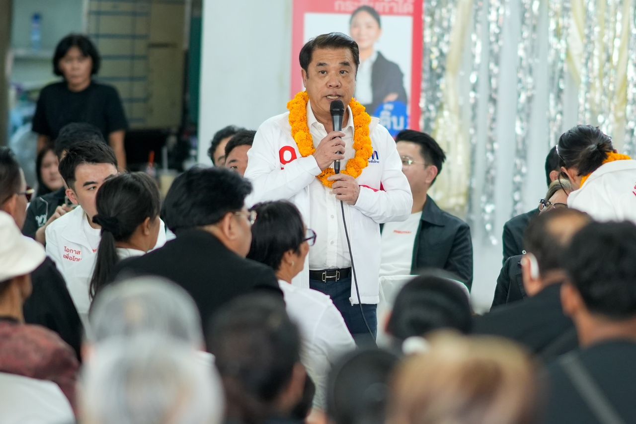 “ยศชนัน” 接受民意调查,准备改进政策,讽刺谁都能写政策,但成功者寥寥