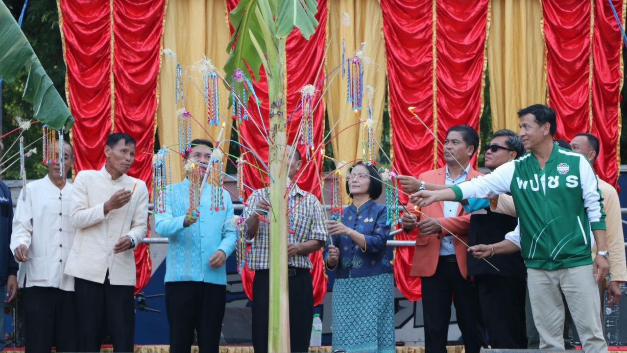 开幕式“Hom Bun Hé Ton Krathup”传统节日 传承当地文化促进旅游业