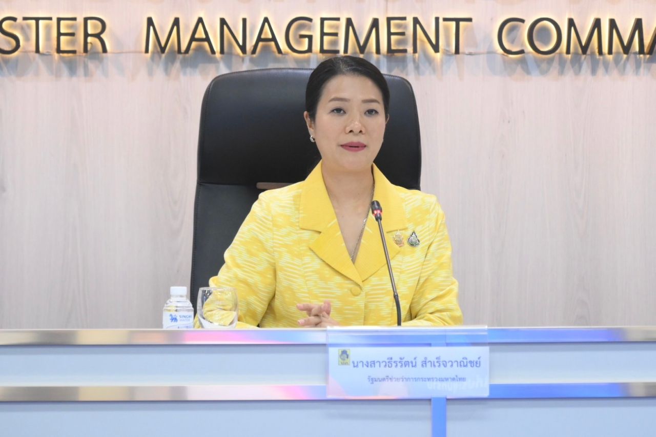 “提拉乐”指示58个省的省长做好应对“卡吉基台风”的准备，强调信息传达