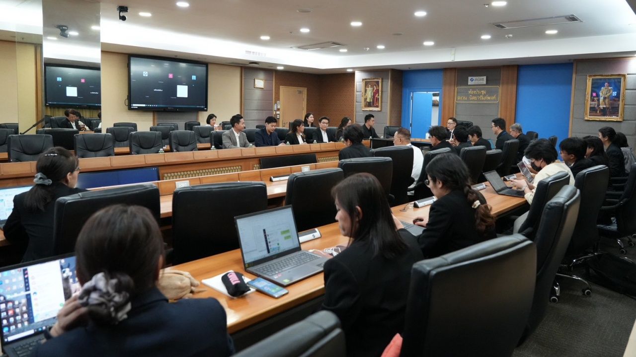 人民党议员呼吁国家健康安全局秘书改善转诊系统和曼谷医疗服务系统