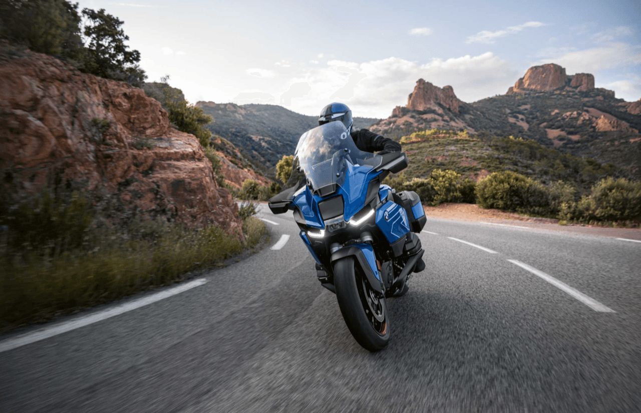 价格优美！BMW 推出全新 R 1300 RT 旅游摩托车