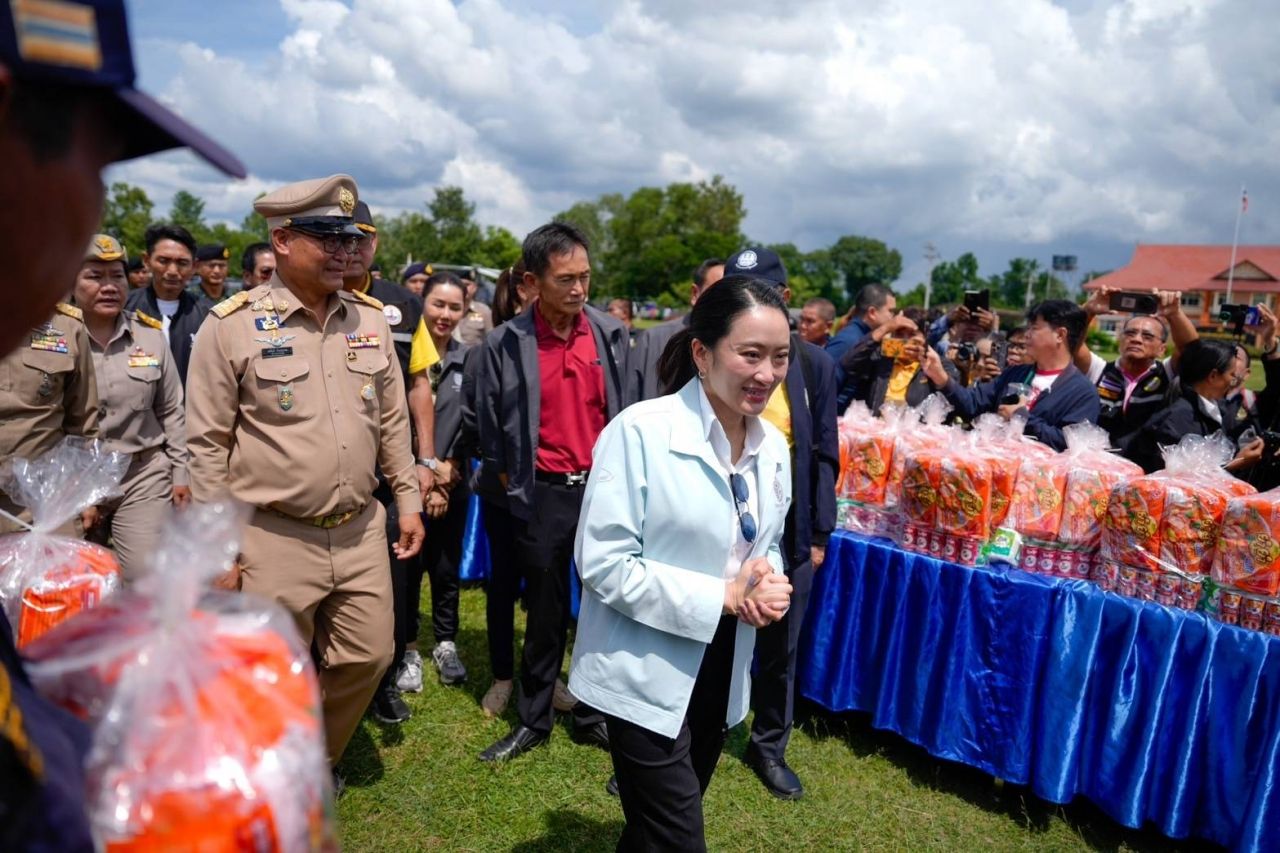 “佩同塔”前往武里南，第二军区司令迎接，强调解决所有问题