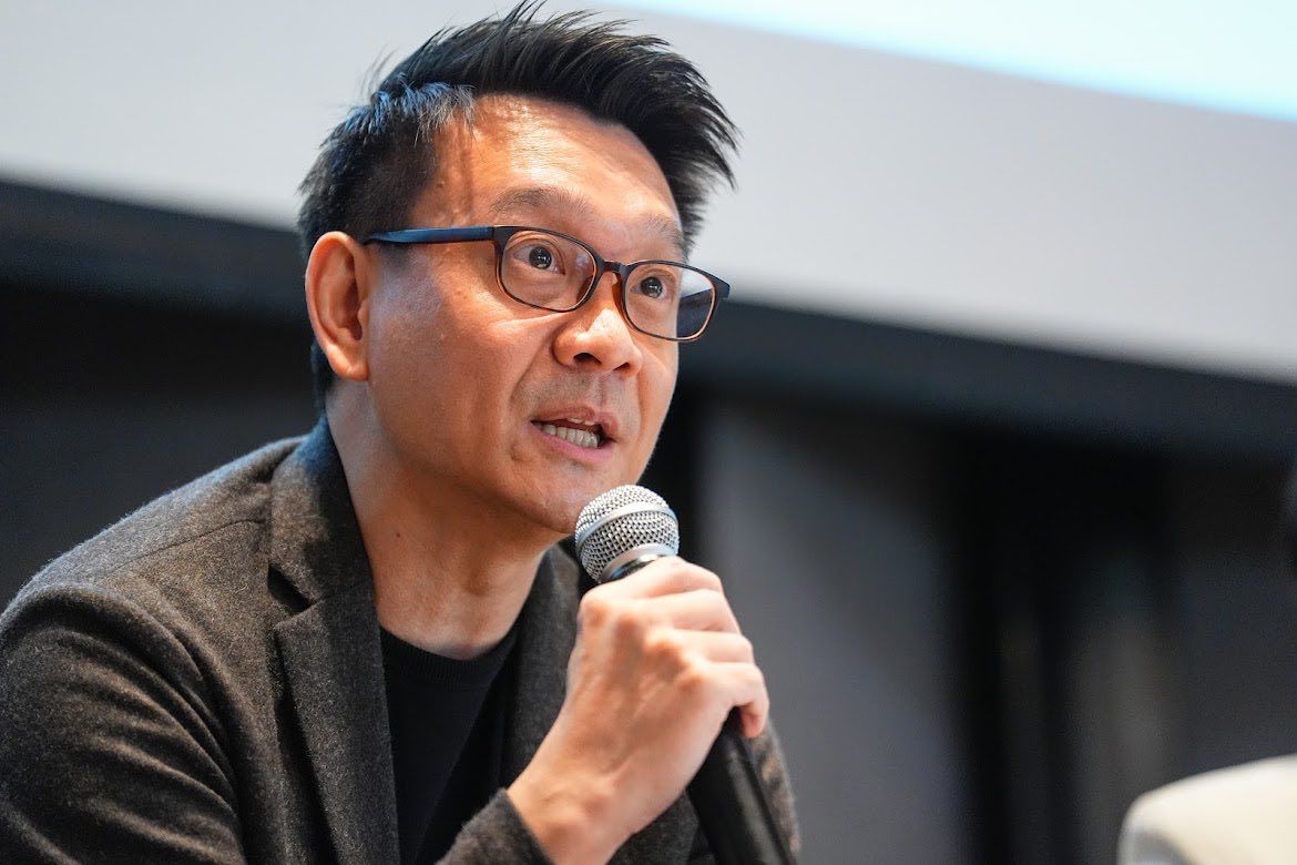 维拉育·甘珠差特的背景：无意外成为民众党总理候选人