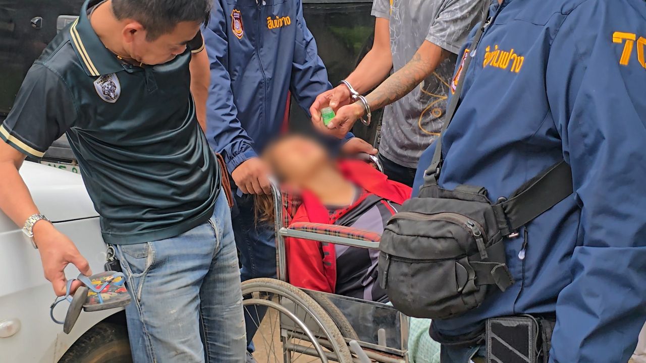 母亲承认焚烧新生儿 因担心无钱抚养 用毯子盖住孩子脸